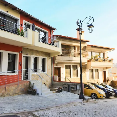 Charis Beyond The Castle סלוניקי