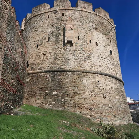 Charis Beyond The Castle Appartement