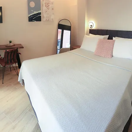 דירה Charis Beyond The Castle *