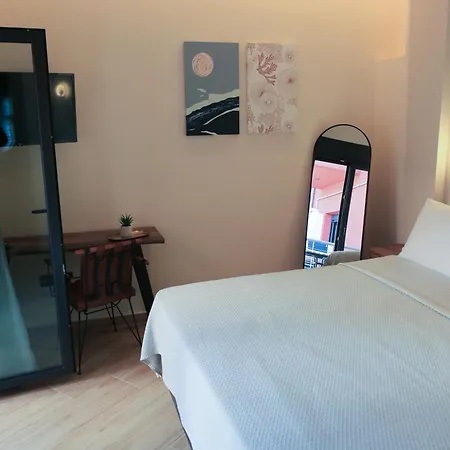 Charis Beyond The Castle * Salonicco