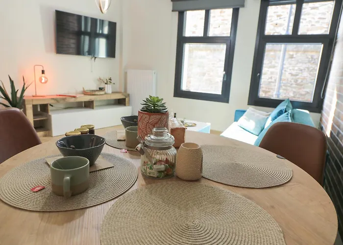 Charis Beyond The Castle Appartement *