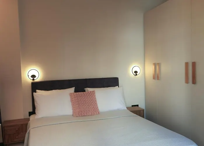 Charis Beyond The Castle *