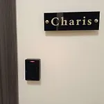 Charis Beyond The Castle Apartamento