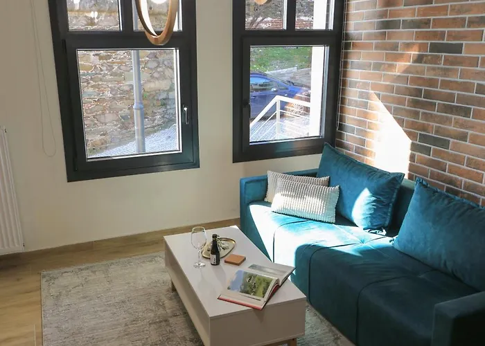 Charis Beyond The Castle Apartment